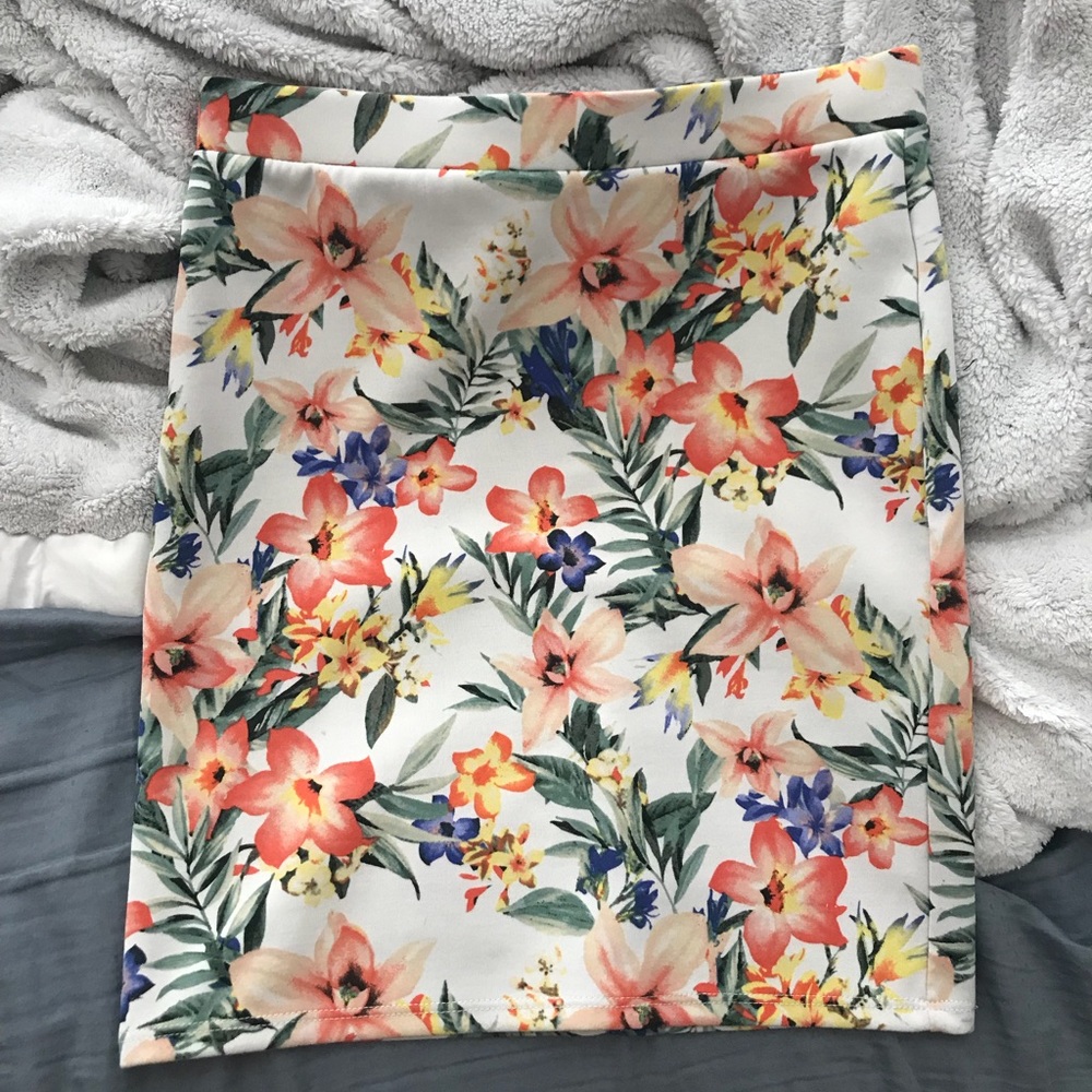 Floral Print Mini Skirt